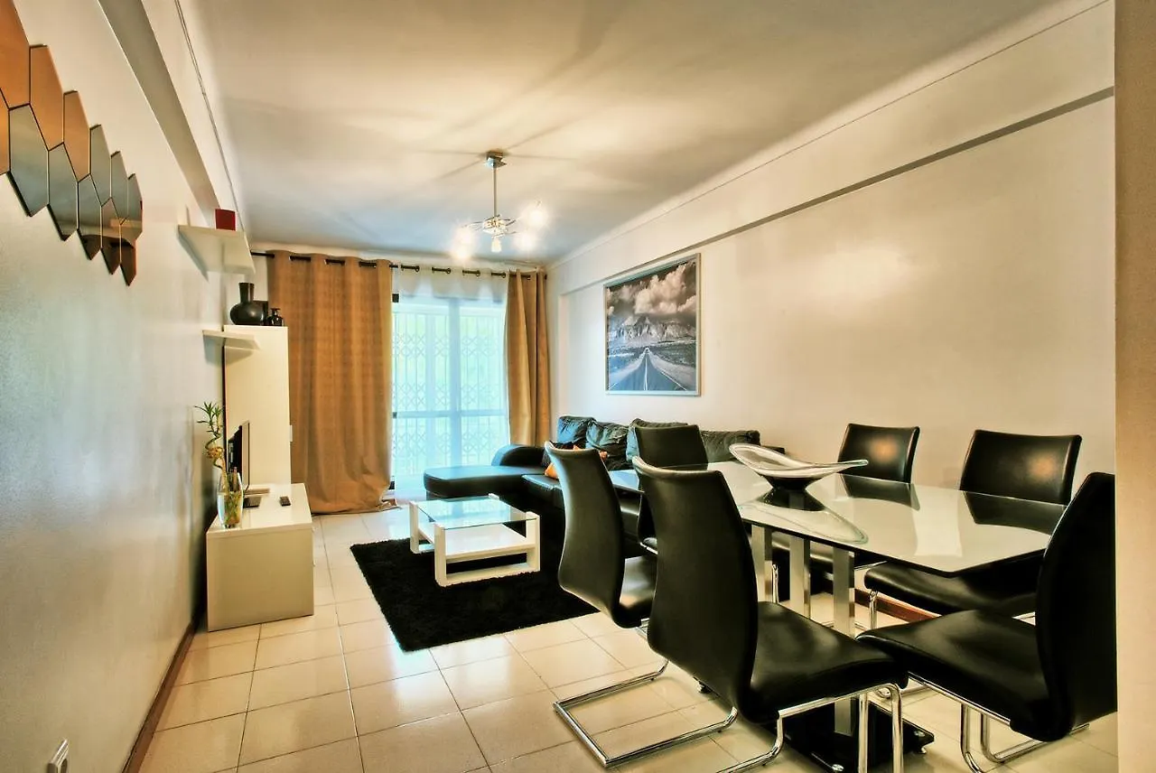 Garden Cristo Rei Apartment Lisbon 0*,
