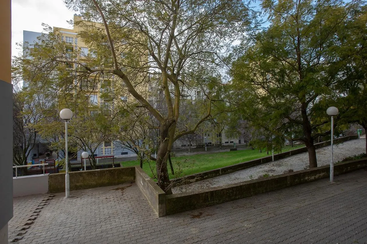 Garden Cristo Rei Apartment Lisbon
