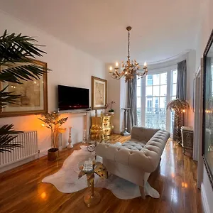 https://salt-life-haven.brighton-hotels-england.com